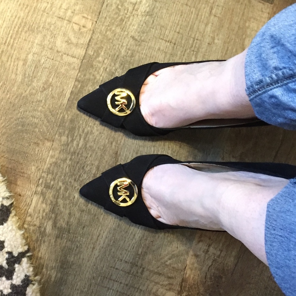 MK Black Heels - Picture 6 of 7